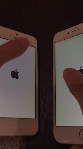 ‏iPhone 5 on iOS 10 vs iPhone 6 on iOS 12 boot up test