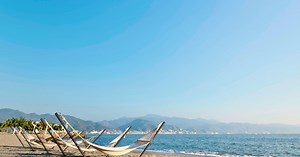 Puerto Vallarta Travel Guide: Where To Stay, What To Eat, and More