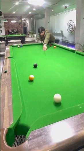 Long Shot with a Light Block #8ballpool #trickshots #poolshots #billiards #jbilliard