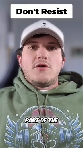 Benny Boy on Instagram: "Resisting change makes movement harder. Welcome it! Embrace functional movements, train them, and life gets easier. #FunctionalFitness #MovementMatters #HipHinge #MobilityTraining #FitnessTips #BodyMechanics"