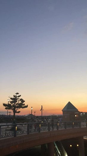 夕空の美しさと隕石の発見