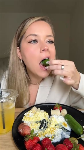 573K views · 3.4K reactions | WHOLE PLATE = 497 calories | Tiffany Health & Weight Loss | Facebook