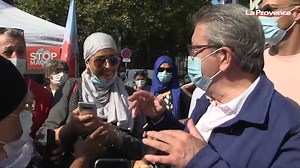 « Faut éviter de me toucher, là, les gens. Je viens juste de dire faut éviter de me toucher. » Mélenchon, l’Union populaire mais pas trop. #presidentielles2022 https://t.co/2pqt19wPkQ | Zemmour TV