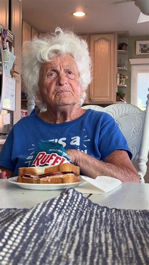 Bubbie was not a fan of her ham sandwich. She also wants to know why we came over…. as always lol #fyp #fypppp #foryoupage #trending