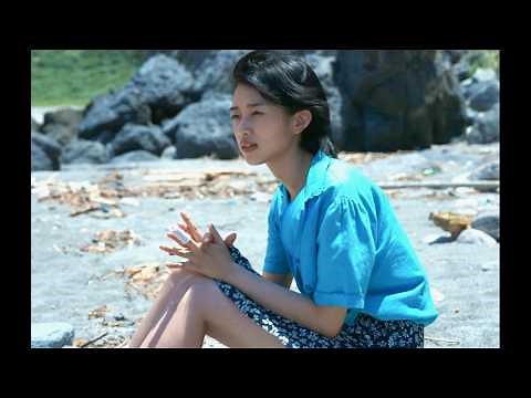 河合優実、夏の海辺にたたずみ「なんにもしたくなくて」／シム・ウンギョン主演映画『旅と日々』予告編