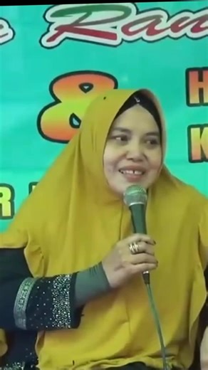 Hj Ummi Hayyinah: Ceramah Bahasa Madura