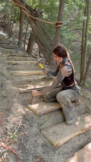 Rebar queen at it again #chainsaw #offgrid #sawmill #woodworking #nature