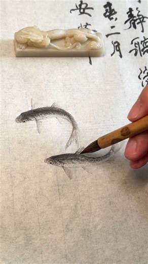 463K views · 16K reactions | This is how art comes alive: A painter from Rizhao city, east China’s Shandong province, has captivated Chinese social media viewers by sharing his incredible painting skills. His vivid brushwork makes fish and shrimp appear to swim right off the page, blending meticulous and freehand Chinese painting styles. #chinesepainting #artwork #traditionalart #ChineseArt #intangibleculturalheritage #ChinaCharm | CGTN China24 | Facebook