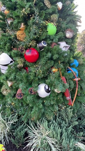 3.7K views · 53 reactions | The “Star Wars” Tree at Disney Springs is exactly the droids we’ve been looking for and C-3PO as the star is the perfect galaxy  烙 | Doctor Disney | Facebook
