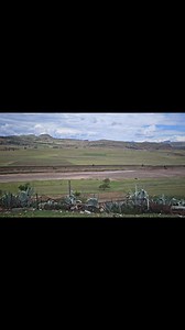 Qhobosheane🇿🇦 moo bana ba Ntate Tankiso ba ne ba ithoka ba shebile teng. Tlase moo ke noka ya Telle, Border Gate le Tshimo ya Lesotho, Quthing 🇱🇸 | Makoloane a Sterkspruit - Videos