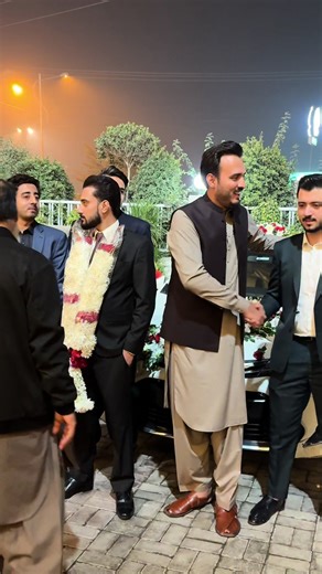 Understanding Social Media Manners for Better Engagement