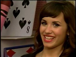Disney 365: Demi Lovato Playing Toy Story Mania