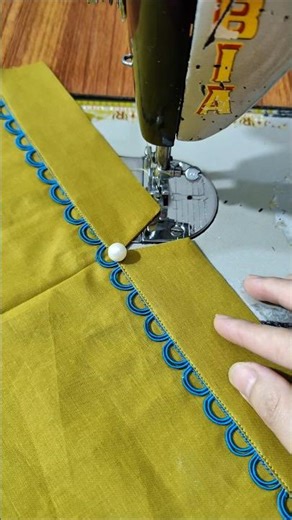 Keep it classy with this simple yet elegant sleeve design #SleevesDesign #EasySewing #DIYFashion