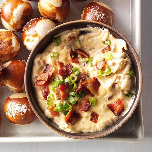 Bacon Beer Cheese Dip