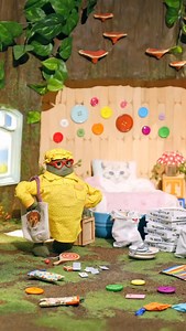 Cheffy says sometimes you just gotta move forward even when you’re still a little worried about the future. Cleaning has commenced!! If you want a Tiki Tote like Cheffy’s head to @muddypawsrescuenyc !!!! Also….@doechii Cheffy LUBS you! | The Tiny Chef Show