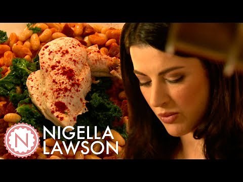 Nigella Lawson's Chicken With Chorizo and Cannellini Beans | Nigella Bites