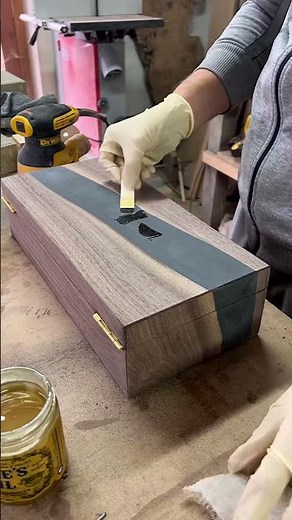 Epoxy Wood Cigar Humidor 🤎🔥 #woodworking #epoxy #satisfying #wood #art #cigar #cigars #handmade