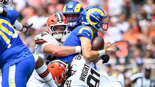 Browns' DE Alex Wright's feeling all right, 'not looking in the future or at the past'