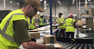 Amazon gives tour of Omaha delivery station