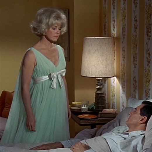 Vintage Daily on Instagram: "Doris Day and Rock Hudson in Send Me No Flowers (1964) 😂 #dorisday #rockhudson #sendmenoflowers #oldhollywood #hopecore"