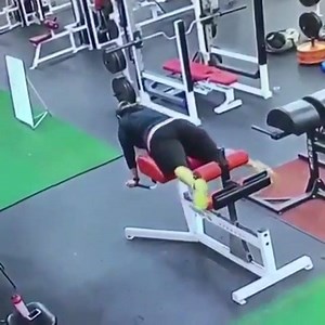 Actual footage of me in the gym this morning: | Vids