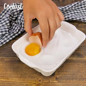 478K views · 4.7K reactions | Place the egg yolk into some salt, the reason will surprise you! | Cookist Wow | Facebook