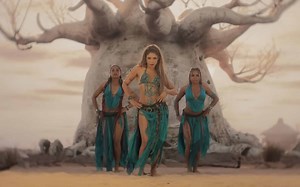 Offizielles FIFA WM 2026 Musikvideo: Shakira mit"Dai Dai"