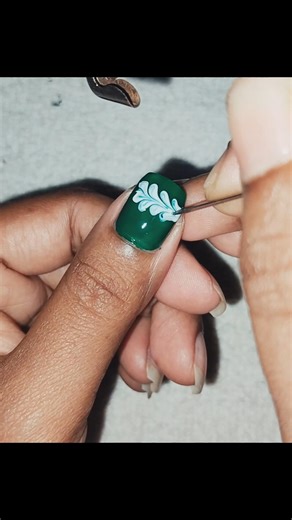 without using tools and using septipin only make beutiful nail art #nailart #nails #yt #shorts 💅