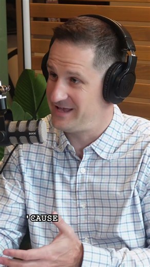 Late Handoffs: The Pressure Cooker of Podcasting! #shorts
