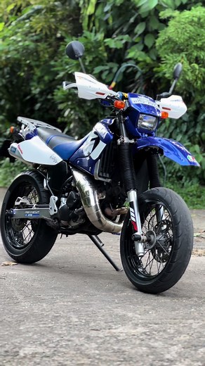 Yamaha Lanza 230: The Ultimate 2-Stroke Supermoto Experience