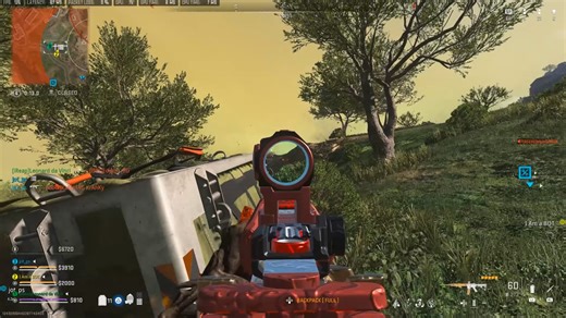 Do you think this streamer is cheating? Even now knowing he's top 250, I don't see how you can lock onto someone this accurately. Aim Assist isn't that strong at this range.