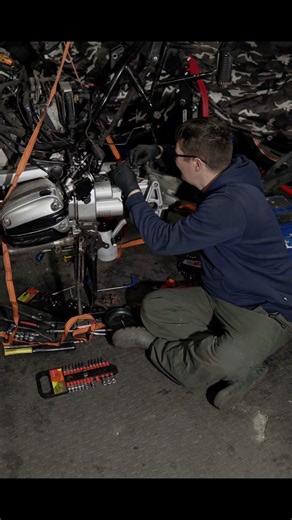 BMW GS Build Turns Into a Nightmare! Will I Ever Finish #BMWGS #MotorcycleBuild #AdventureMotorcycle