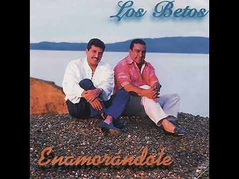 Los Betos - Abrazado Contigo (Audio Oficial)