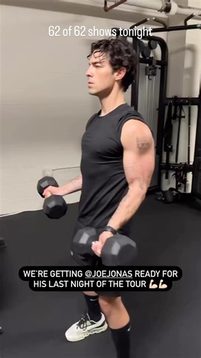 @JoeJonas working out via IG Stories! #JoeJonas #Jonas #JonasBrothers | Follow @jonasdailynews_ for more. | Jonas Brothers Daily News