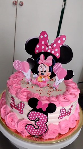Minnie Mouse Pink Cake | Recipes and Designs