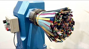 From 1,000 flat pieces to one solid form