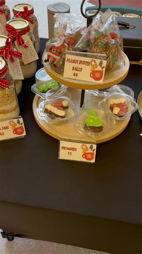 All set up here at the Amherst Highschool, got lots of yummy treats to get you in the Christmas spirit! This isn’t one you will want to miss! There are vendors all through the school! We are all here until 2 today to help you with your Christmas shopping 😊 | Sweet Sensations