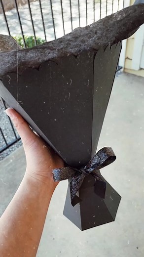 Jack Skellington Paper Bouquet Tutorial