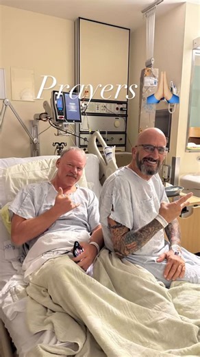 3.2K views · 192 reactions | David is out of surgery and procedure went well. They are managing his pain so will chilling in ICU for the night. Nick is still in surgery so hopefully we will hear his praise report shortly ❤️ | Sarah Case | Facebook