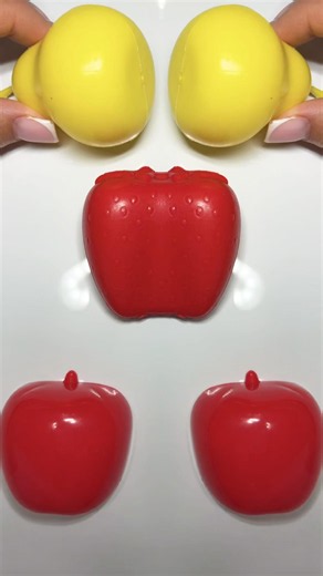 🍓 Pear + Apple Symmetry Is Surprisingly Perfect! 🤯✨ #fruitart #pear #strawberry #apple #mirror