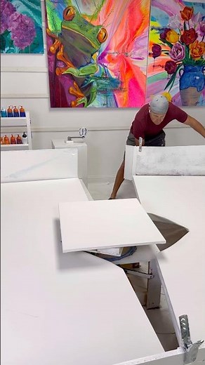 🎨🌀Spinning out a large canvas on my custom spin art machine. New spin table. #FluidArt.