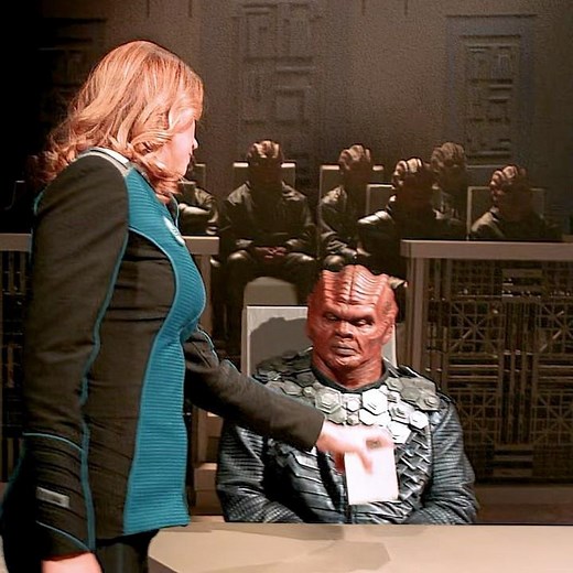 Do aliens have different genders? | The Orville S1E2