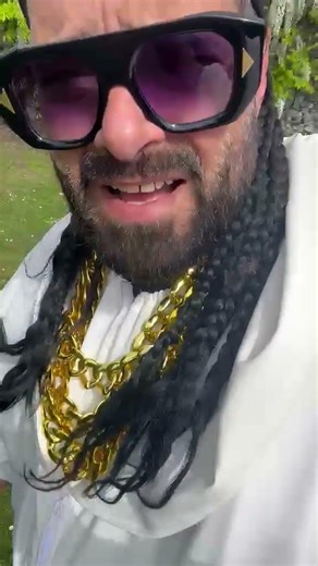 Kapitán DEMO vás zve na festival Pojď dál. Doražte, bude to super !
