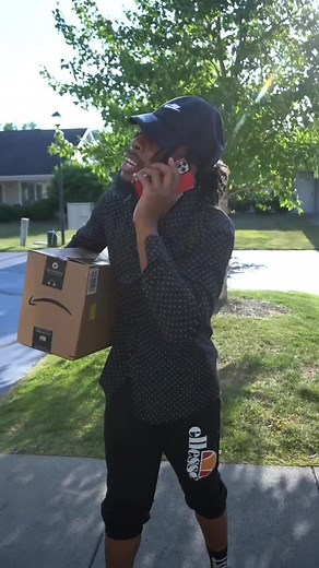 FedEx Drivers Delivery Fails Caught on Camera