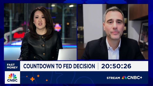 Less than 24 hours until the final Fed meeting of 2025! @RBAdvisors Deputy CIO Michael Contopoulos expects a rate cut tomorrow with a hawkish tone from Fed Chair Powell. He also shares how this could setup the market in the new year and the biggest risks to watch. | CNBC Fast Money