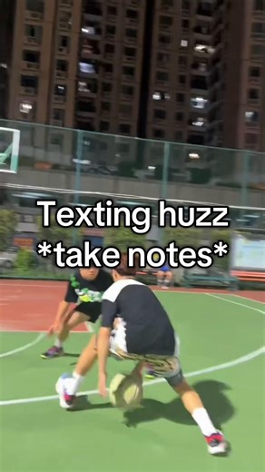 Master the Art of Texting with Huzz Techniques