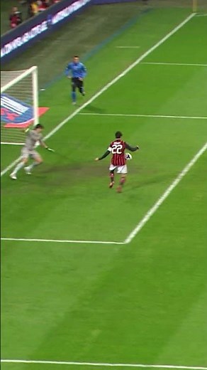 2 finishes from Kaká to close his Milan account | #Shorts
