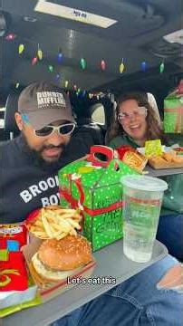 Merry Grinchmas ya filthy animals 🎄 @McDonald’s #foodreview #mcdonalds #grinch