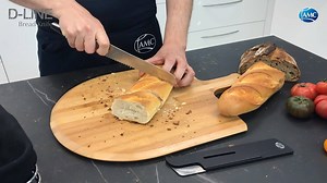 Whether cutting crispy farmhouse bread into slices, making a sandwich out of a baguette or halving a whole sponge cake - no problem with our new D-Line Bread knife. And best of all - it can do pineapples, too! You can find all this in the video with Javier. What else do you use the bread knife for? | AMC