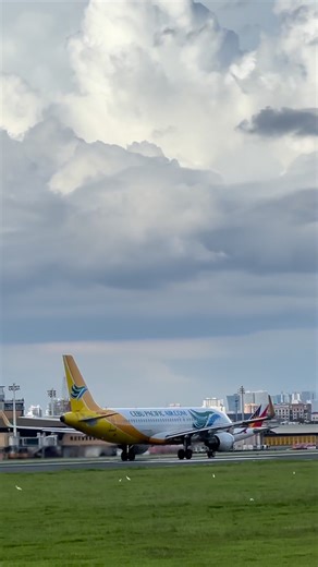 54K views · 792 reactions | Cebu Pacific’s Airbus A320 in its timeless old livery, cleared for takeoff in Manila—where nostalgia meets the open skies. ✈️ | Airplane Spotting | Facebook